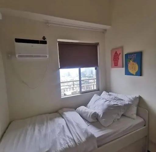 2br Penthouse In Brixton Place With Breathtaking View Of Bgc Apartment